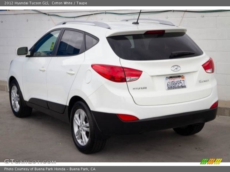 Cotton White / Taupe 2012 Hyundai Tucson GLS