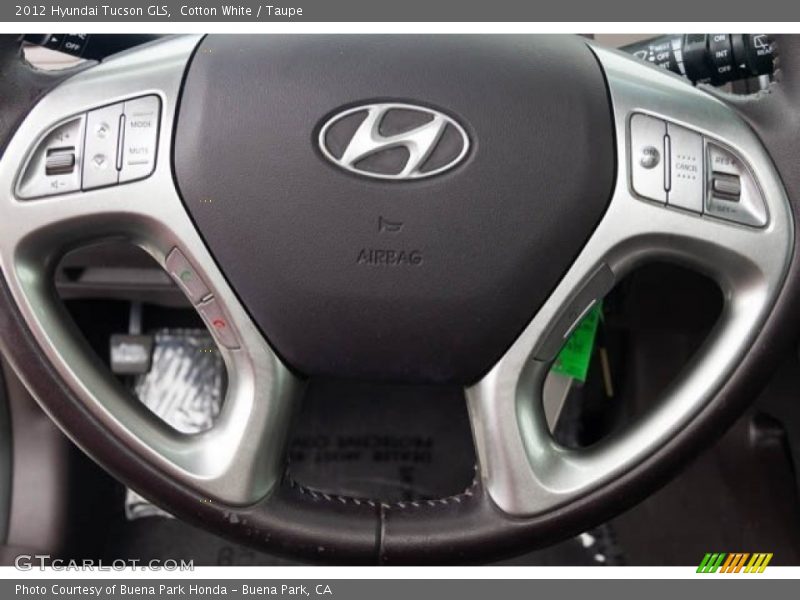 Cotton White / Taupe 2012 Hyundai Tucson GLS