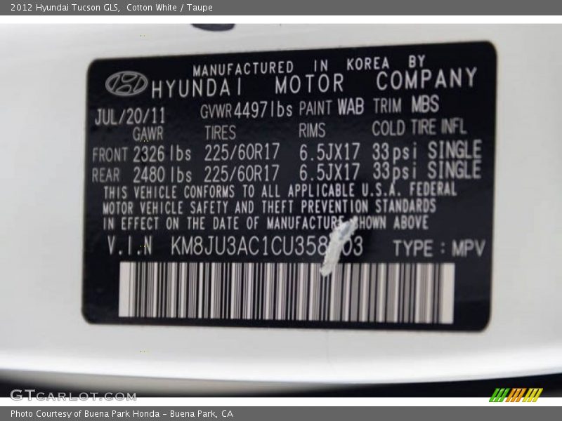 Cotton White / Taupe 2012 Hyundai Tucson GLS