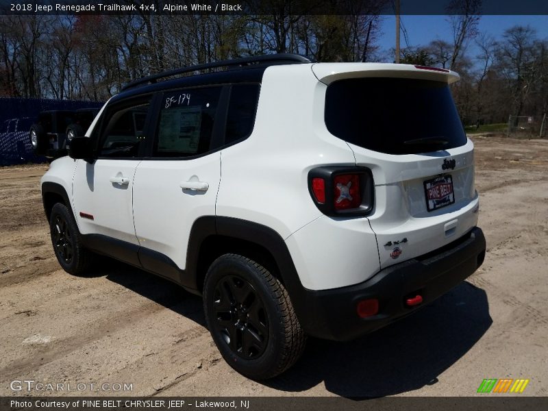 Alpine White / Black 2018 Jeep Renegade Trailhawk 4x4
