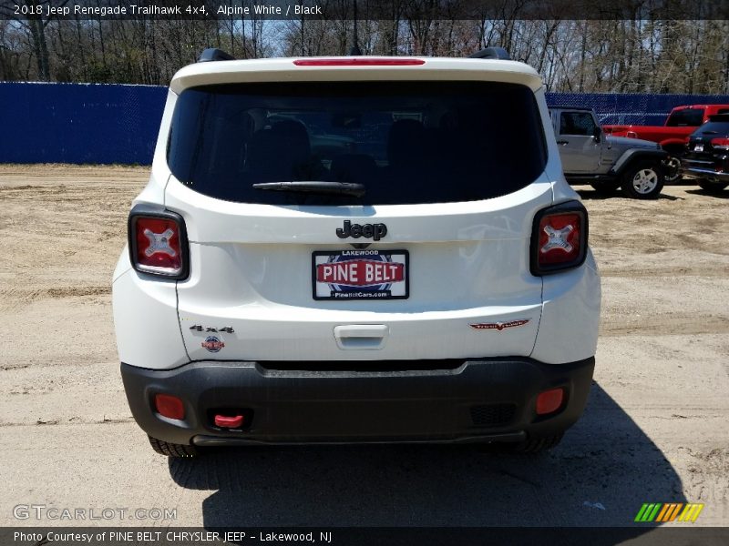 Alpine White / Black 2018 Jeep Renegade Trailhawk 4x4