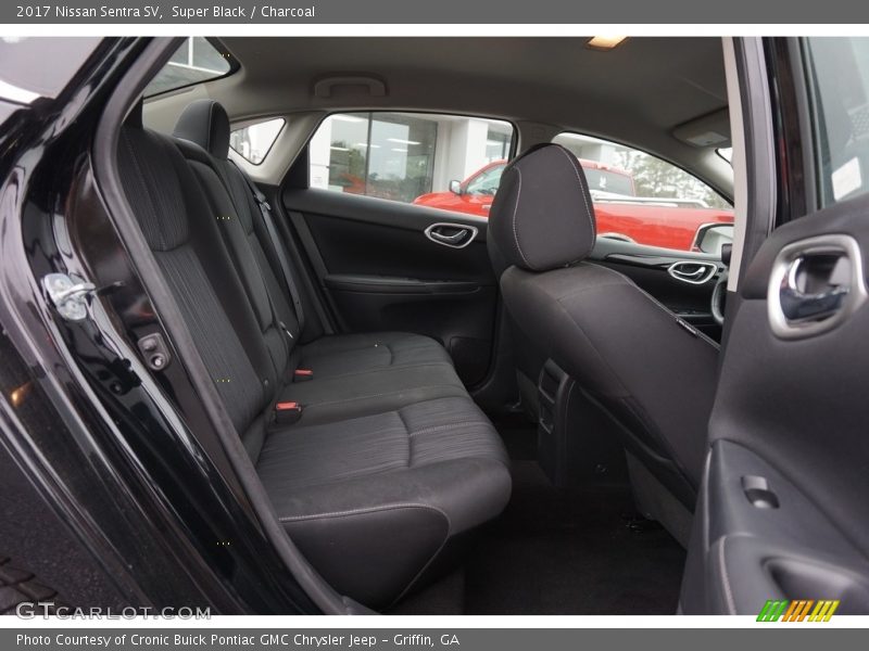 Super Black / Charcoal 2017 Nissan Sentra SV