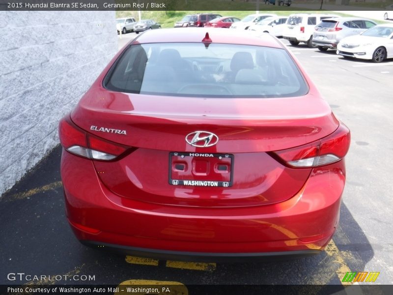Geranium Red / Black 2015 Hyundai Elantra SE Sedan
