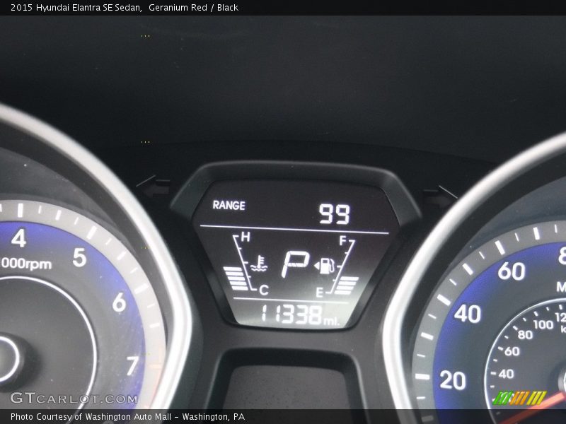 Geranium Red / Black 2015 Hyundai Elantra SE Sedan