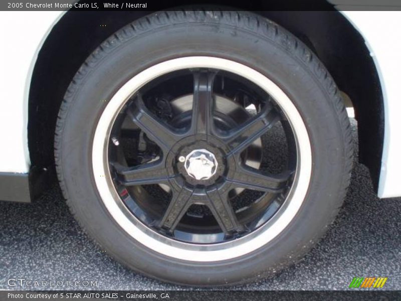 White / Neutral 2005 Chevrolet Monte Carlo LS