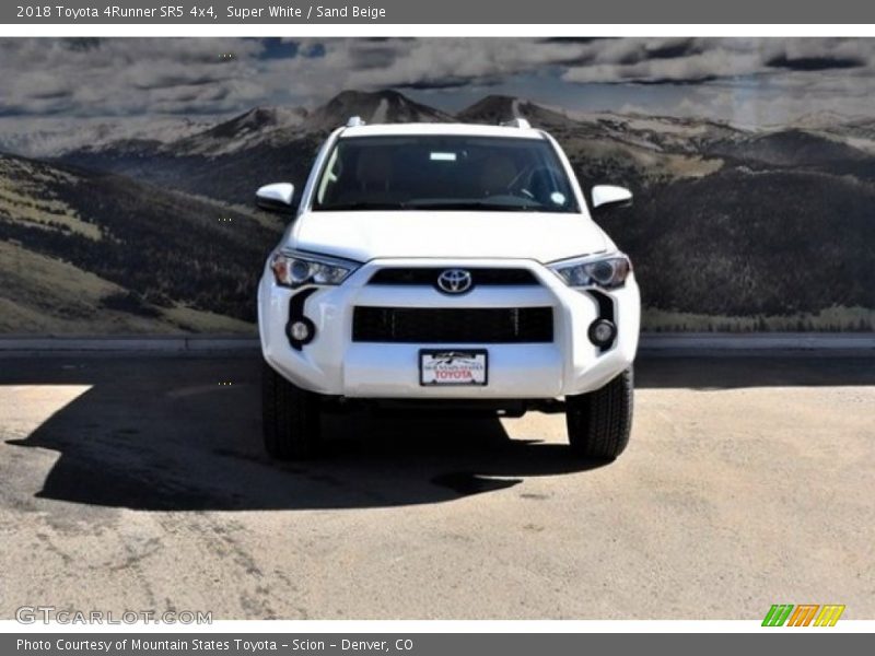 Super White / Sand Beige 2018 Toyota 4Runner SR5 4x4