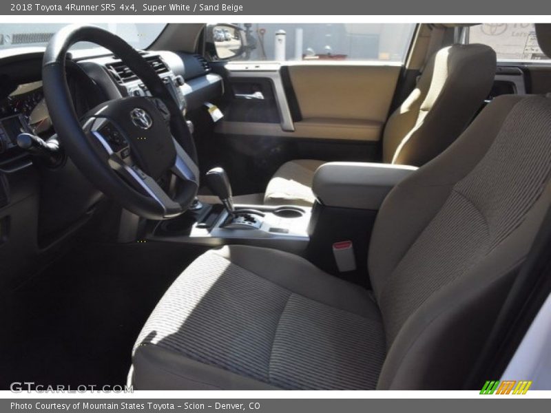 Super White / Sand Beige 2018 Toyota 4Runner SR5 4x4