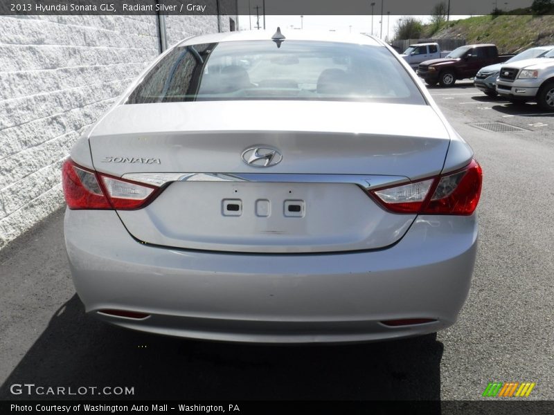 Radiant Silver / Gray 2013 Hyundai Sonata GLS