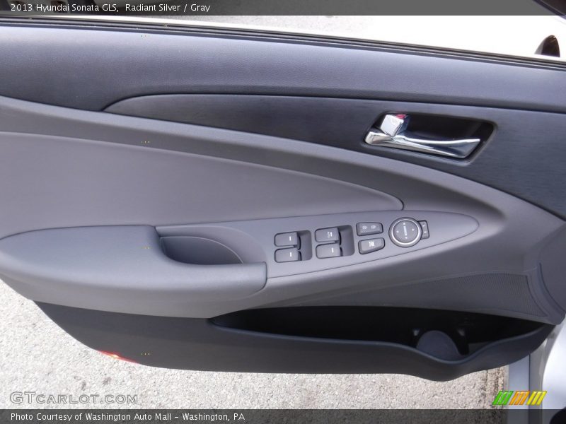Radiant Silver / Gray 2013 Hyundai Sonata GLS