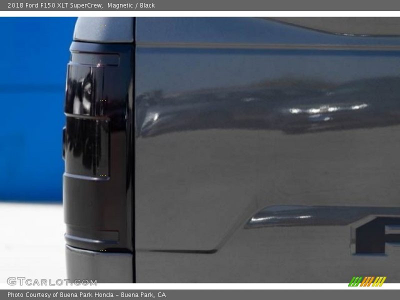 Magnetic / Black 2018 Ford F150 XLT SuperCrew