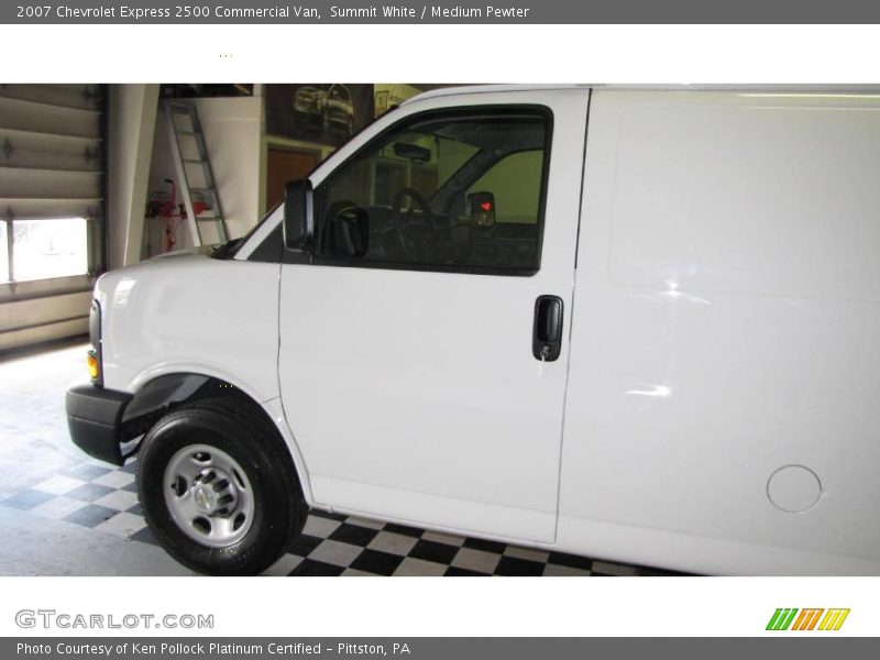 Summit White / Medium Pewter 2007 Chevrolet Express 2500 Commercial Van