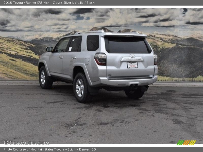 Classic Silver Metallic / Black 2018 Toyota 4Runner SR5 4x4