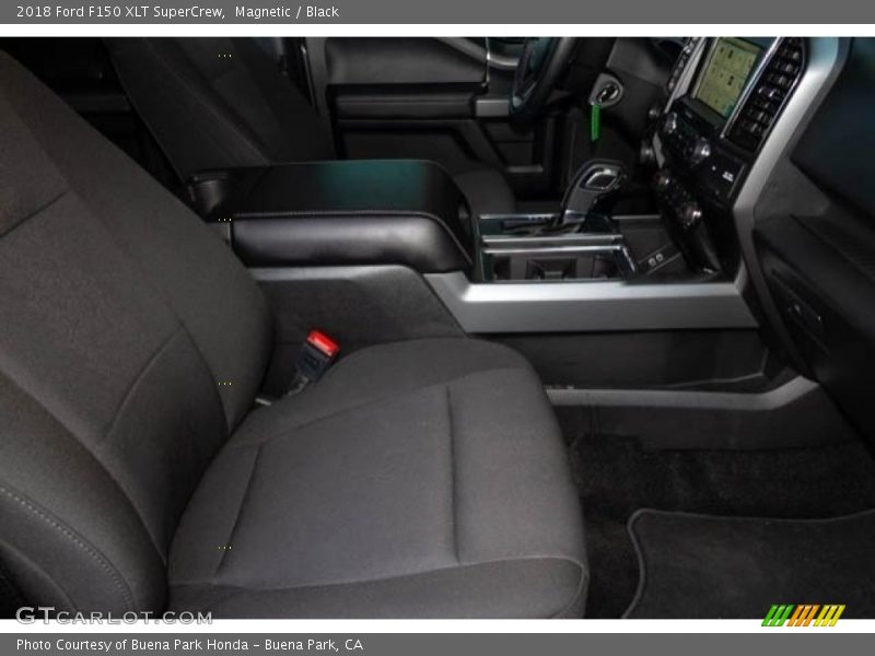 Magnetic / Black 2018 Ford F150 XLT SuperCrew