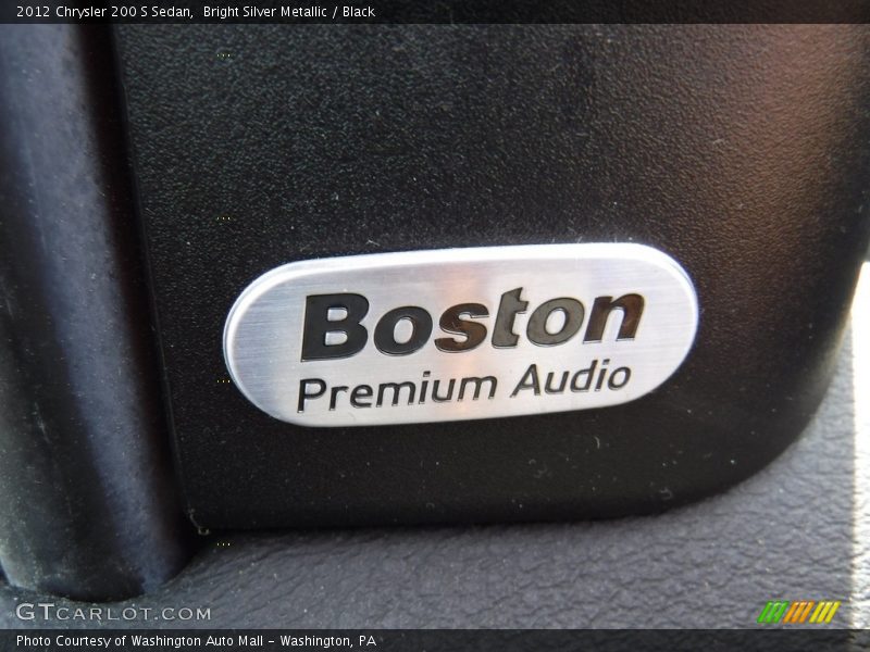Bright Silver Metallic / Black 2012 Chrysler 200 S Sedan