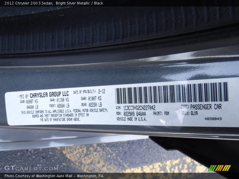 Bright Silver Metallic / Black 2012 Chrysler 200 S Sedan