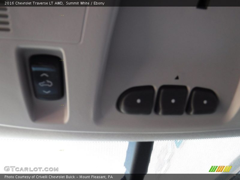 Summit White / Ebony 2016 Chevrolet Traverse LT AWD