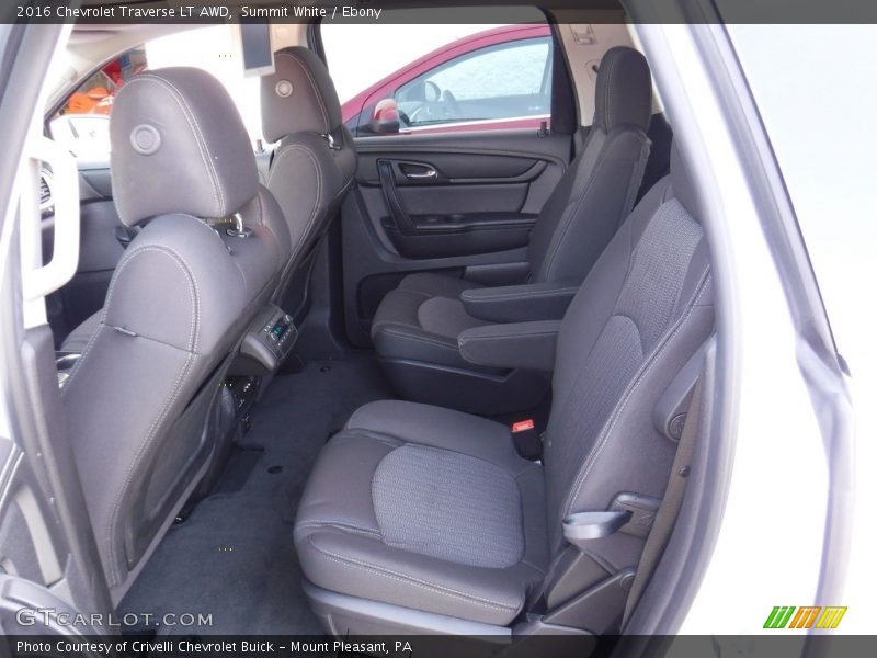 Summit White / Ebony 2016 Chevrolet Traverse LT AWD