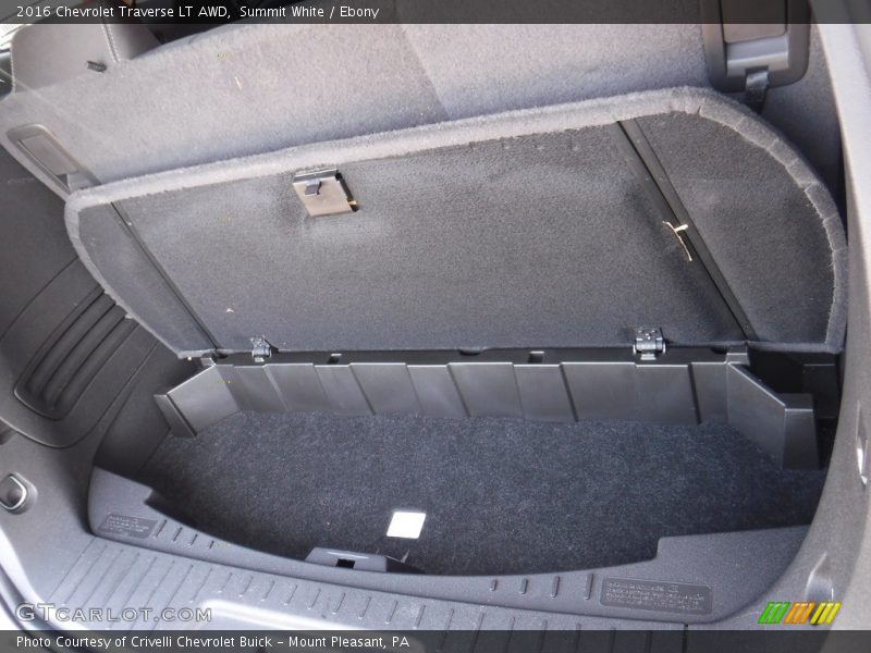Summit White / Ebony 2016 Chevrolet Traverse LT AWD