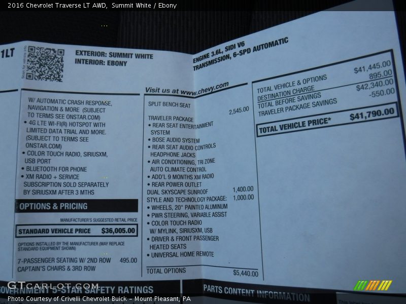 Summit White / Ebony 2016 Chevrolet Traverse LT AWD