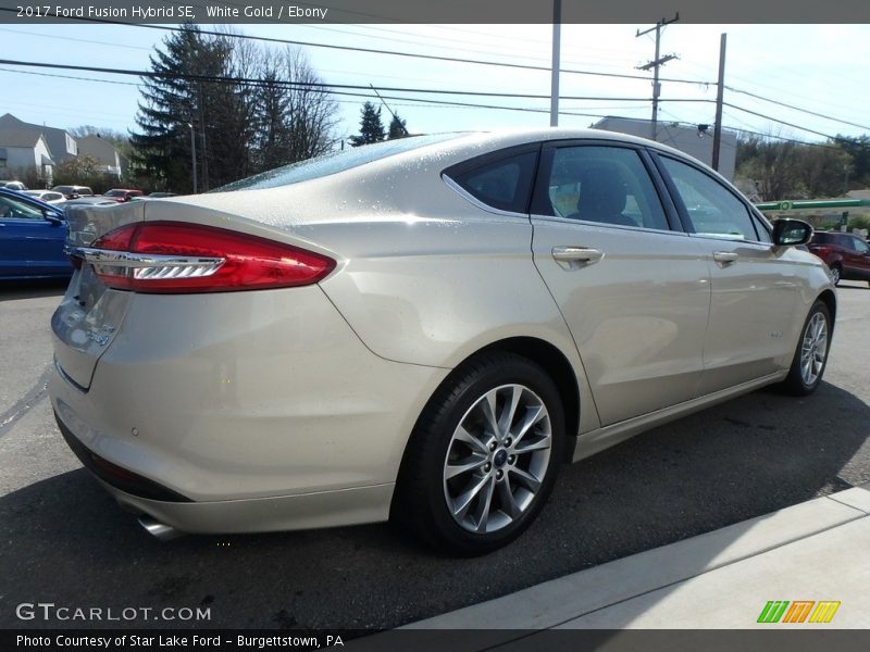 White Gold / Ebony 2017 Ford Fusion Hybrid SE