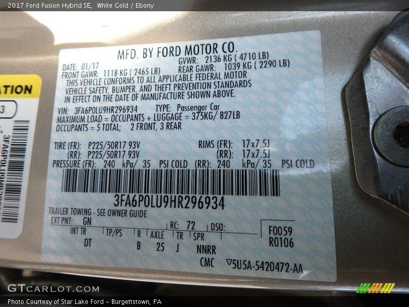 White Gold / Ebony 2017 Ford Fusion Hybrid SE