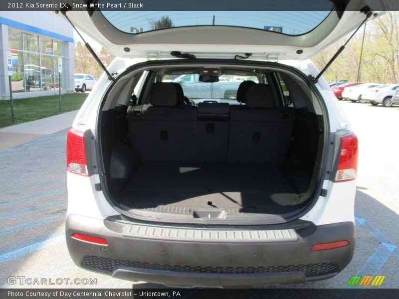 Snow White Pearl / Black 2012 Kia Sorento LX