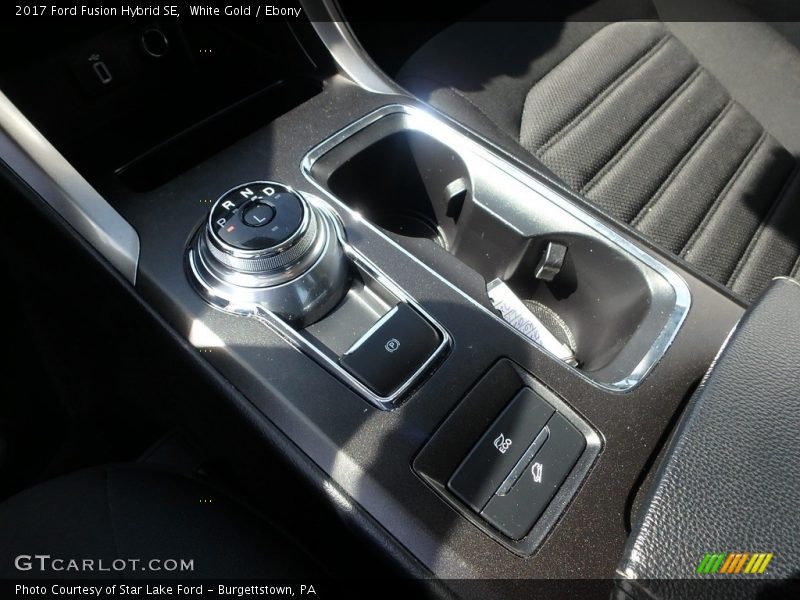 White Gold / Ebony 2017 Ford Fusion Hybrid SE