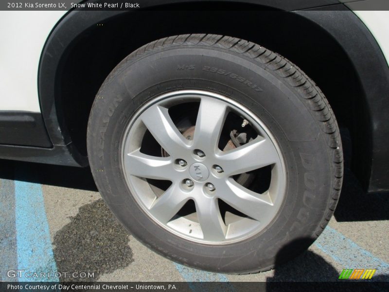 Snow White Pearl / Black 2012 Kia Sorento LX