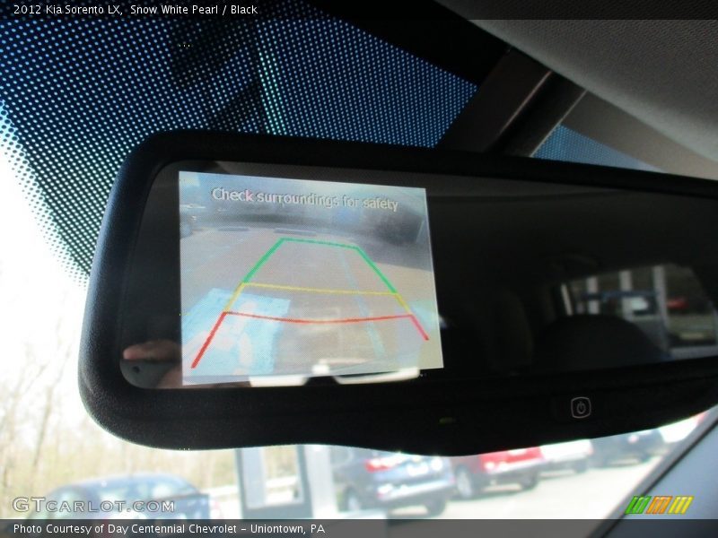 Snow White Pearl / Black 2012 Kia Sorento LX