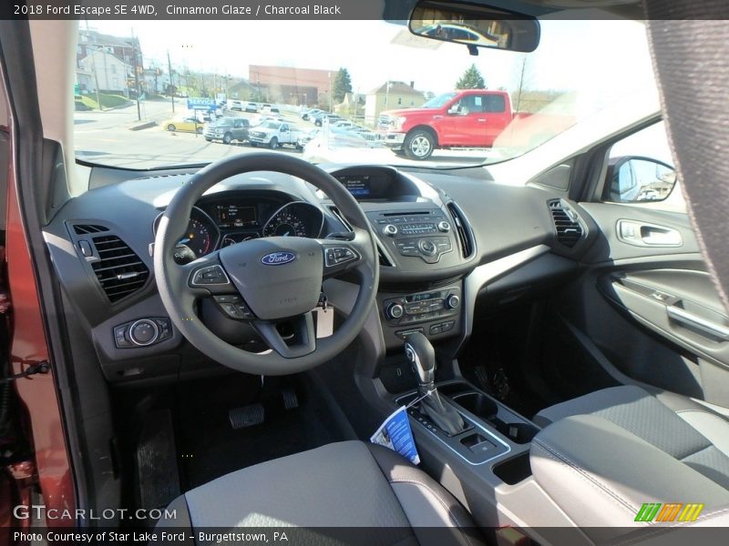 Cinnamon Glaze / Charcoal Black 2018 Ford Escape SE 4WD