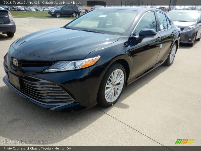 Galactic Aqua Mica / Black 2018 Toyota Camry XLE