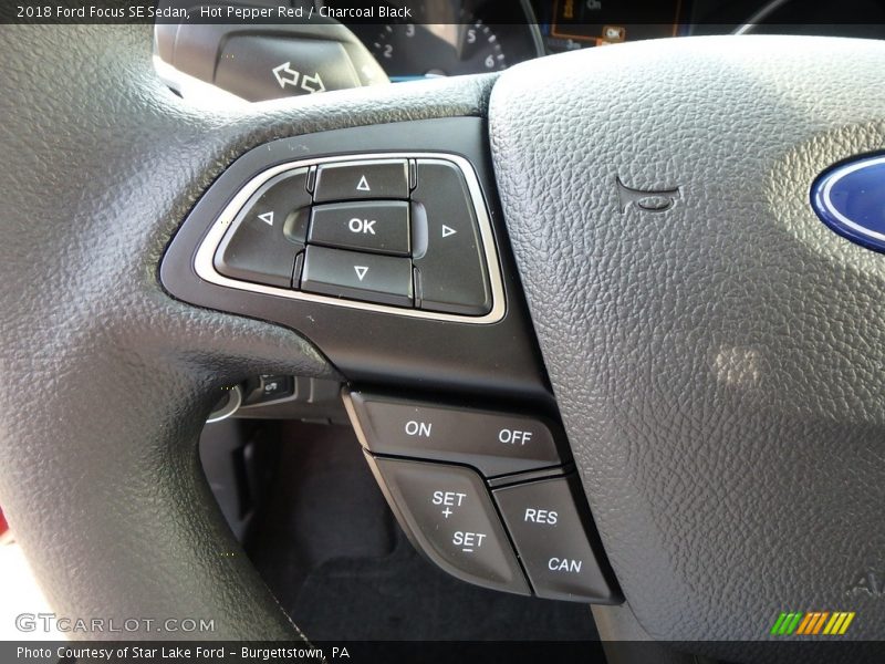 Hot Pepper Red / Charcoal Black 2018 Ford Focus SE Sedan