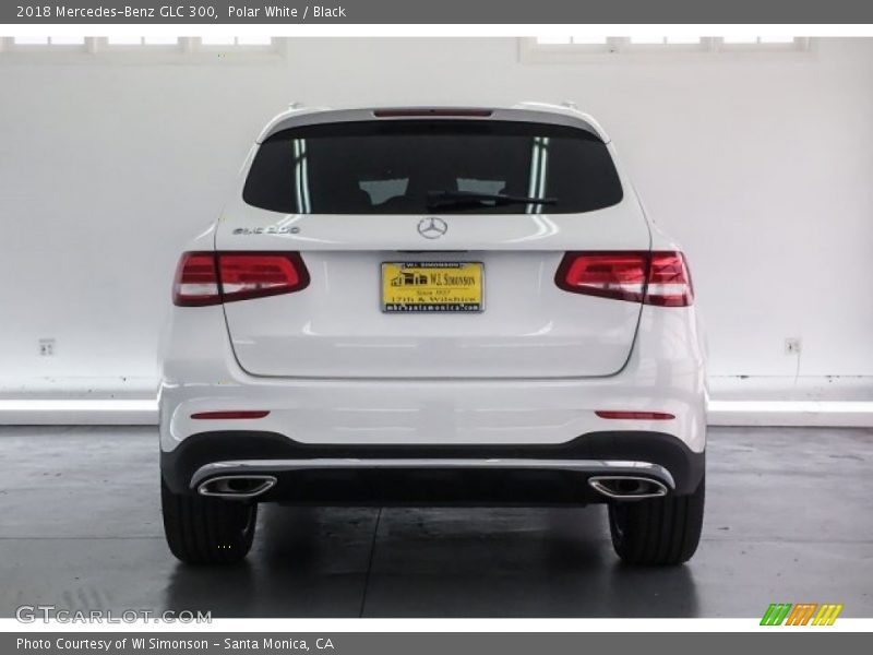Polar White / Black 2018 Mercedes-Benz GLC 300