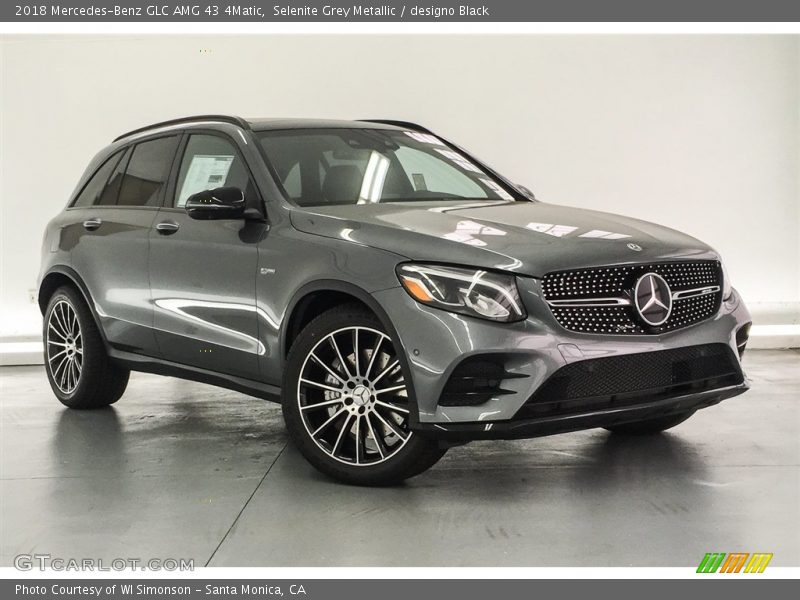 Front 3/4 View of 2018 GLC AMG 43 4Matic