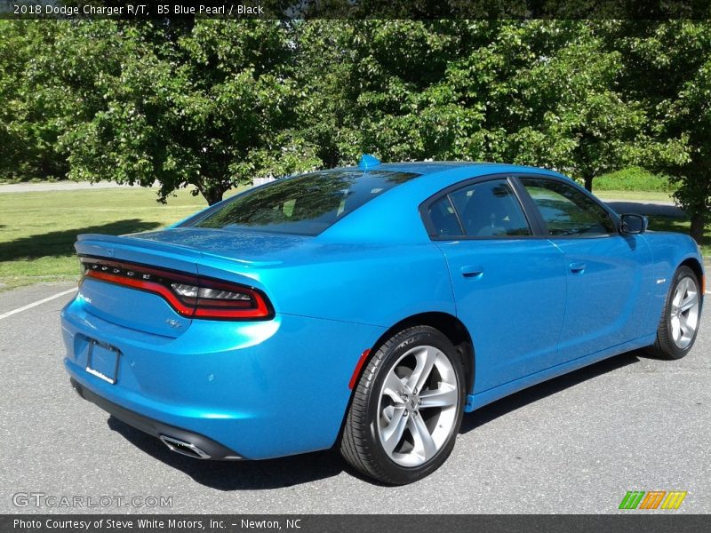 B5 Blue Pearl / Black 2018 Dodge Charger R/T