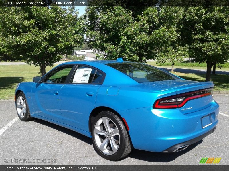 B5 Blue Pearl / Black 2018 Dodge Charger R/T