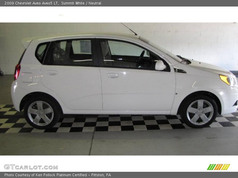 Summit White / Neutral 2009 Chevrolet Aveo Aveo5 LT
