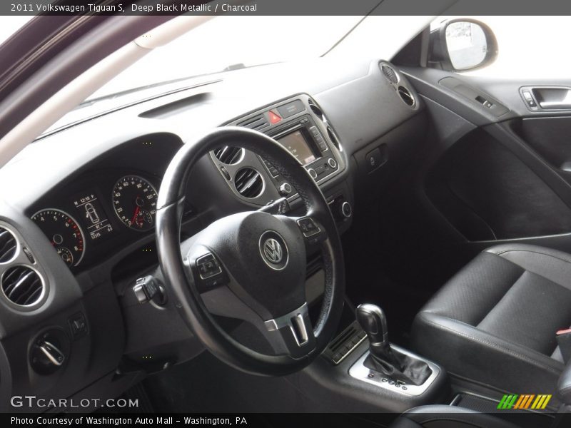 Deep Black Metallic / Charcoal 2011 Volkswagen Tiguan S