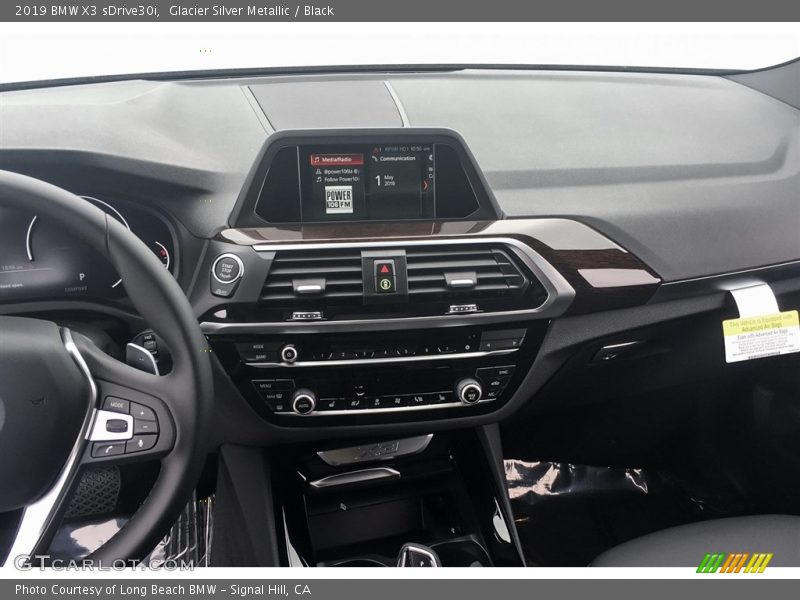 Dashboard of 2019 X3 sDrive30i