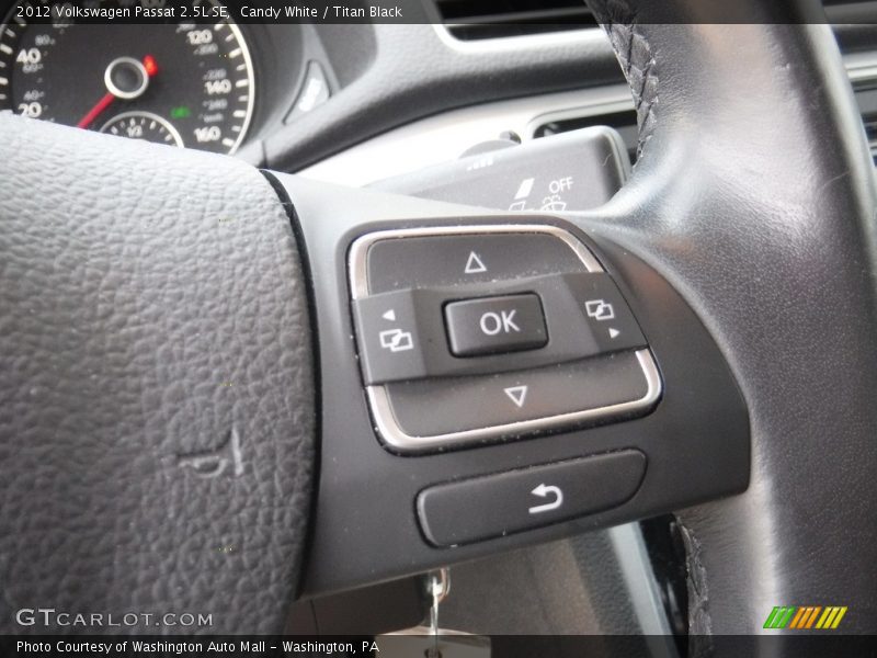 Candy White / Titan Black 2012 Volkswagen Passat 2.5L SE