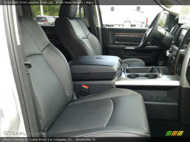 Bright Silver Metallic / Black 2018 Ram 1500 Laramie Crew Cab