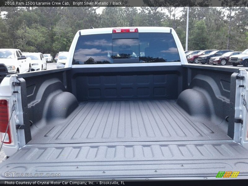 Bright Silver Metallic / Black 2018 Ram 1500 Laramie Crew Cab