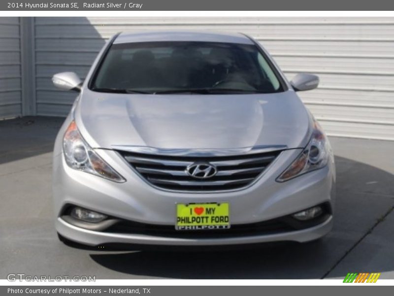 Radiant Silver / Gray 2014 Hyundai Sonata SE