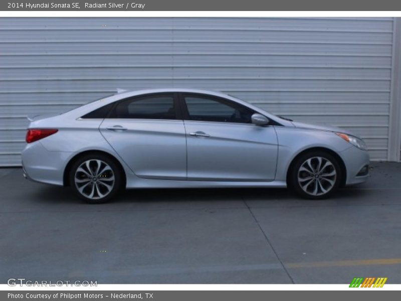 Radiant Silver / Gray 2014 Hyundai Sonata SE