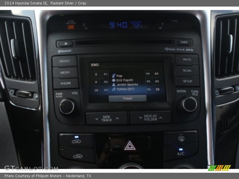 Radiant Silver / Gray 2014 Hyundai Sonata SE