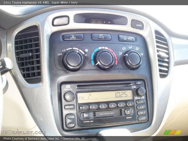 Super White / Ivory 2001 Toyota Highlander V6 4WD