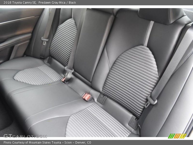 Predawn Gray Mica / Black 2018 Toyota Camry SE