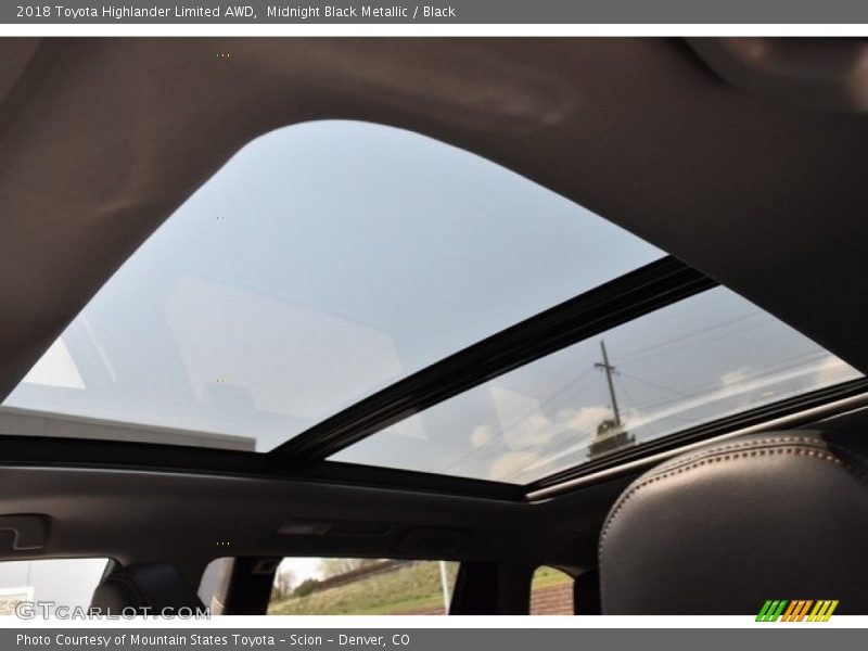Midnight Black Metallic / Black 2018 Toyota Highlander Limited AWD