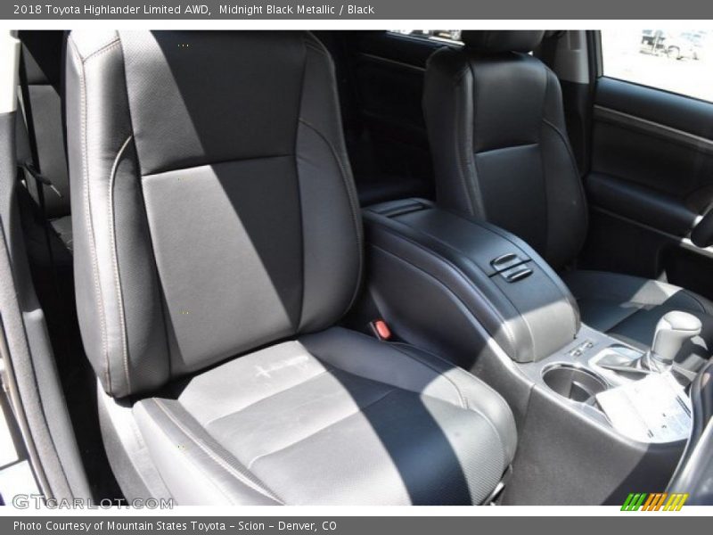 Midnight Black Metallic / Black 2018 Toyota Highlander Limited AWD