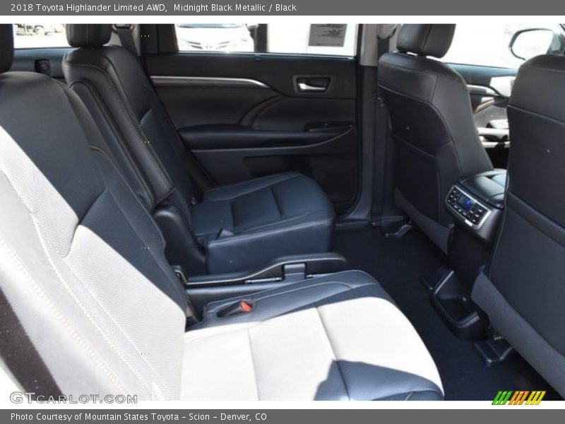 Midnight Black Metallic / Black 2018 Toyota Highlander Limited AWD